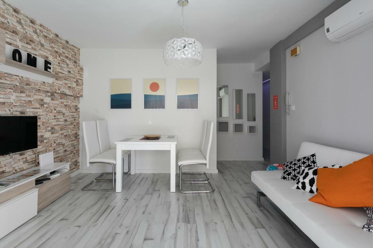 Apartamento Deluxe A 50M De Playa - Aire Wifi Gandía Kültér fotó