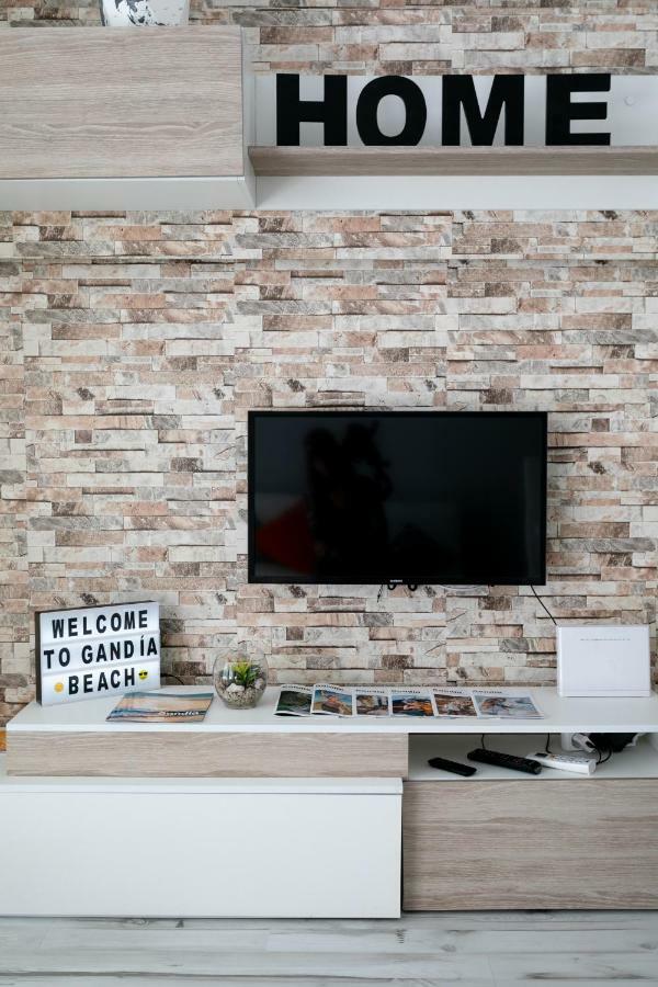 Apartamento Deluxe A 50M De Playa - Aire Wifi Gandía Kültér fotó