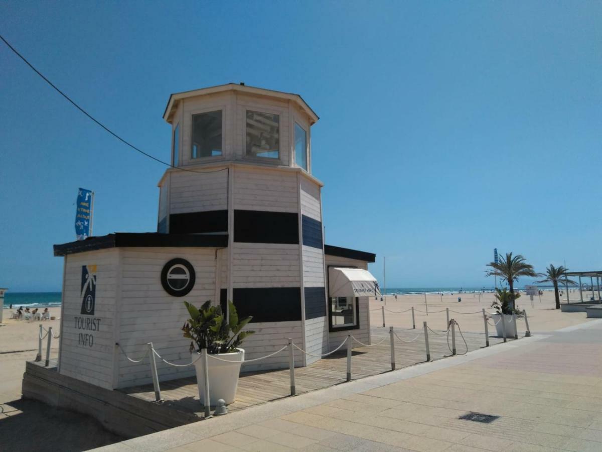 Apartamento Deluxe A 50M De Playa - Aire Wifi Gandía Kültér fotó