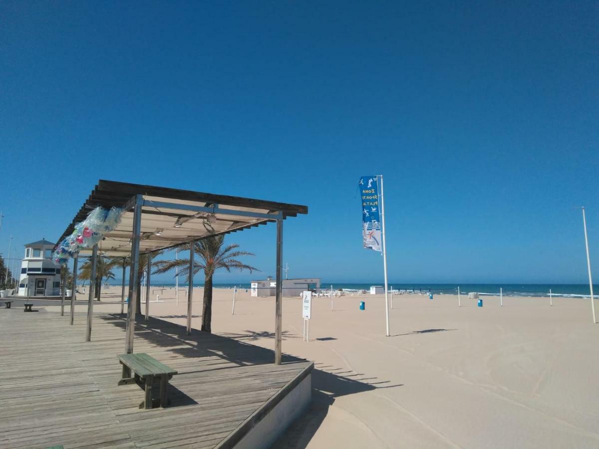 Apartamento Deluxe A 50M De Playa - Aire Wifi Gandía Kültér fotó